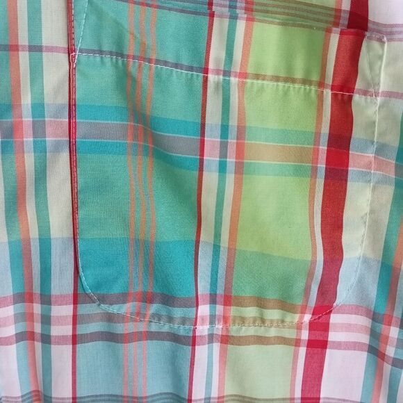 Sun River button down, plaid shirt w pocket. Short sleeve - Picture 5 of 6